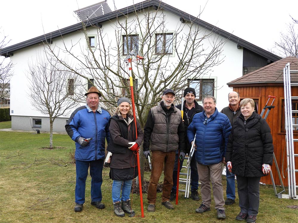 Obstbaumschnittkurs_MarbachWald_Gruppe_2020